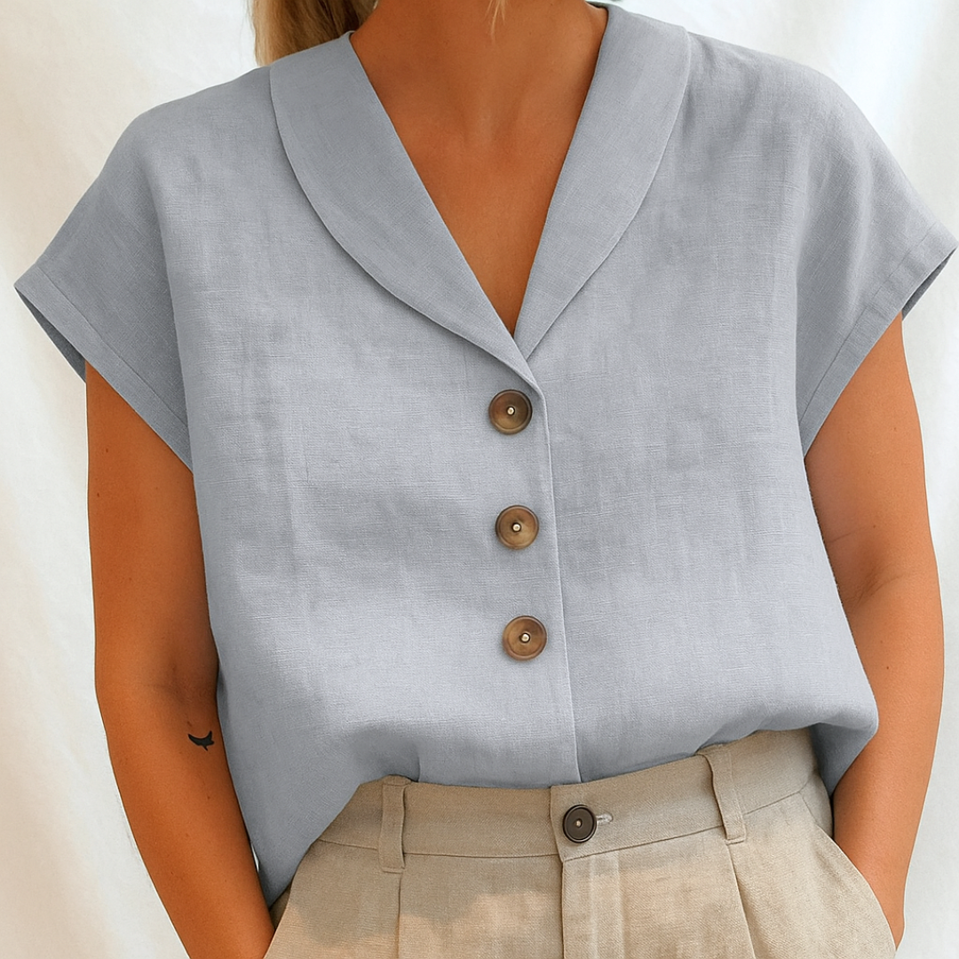 Saara™ | Timeless and elegant blouse for everyday and summer moments