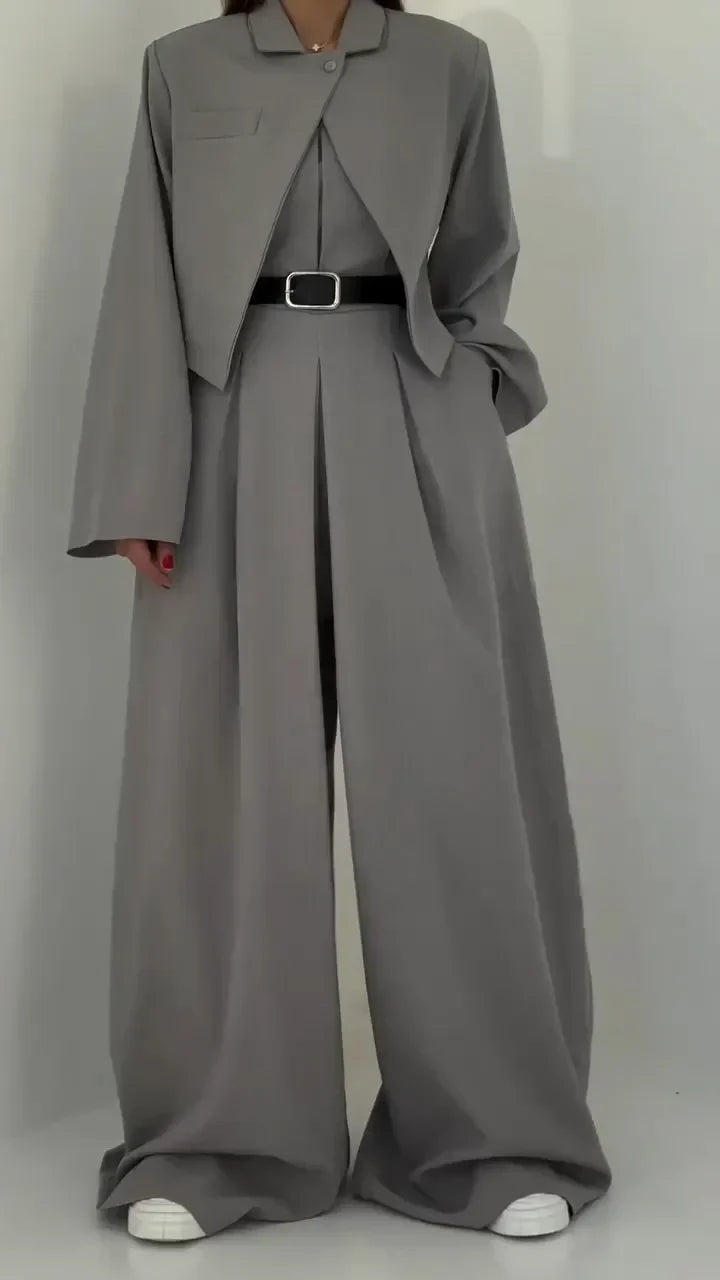 Elaine – Strapless jumpsuit with jacket