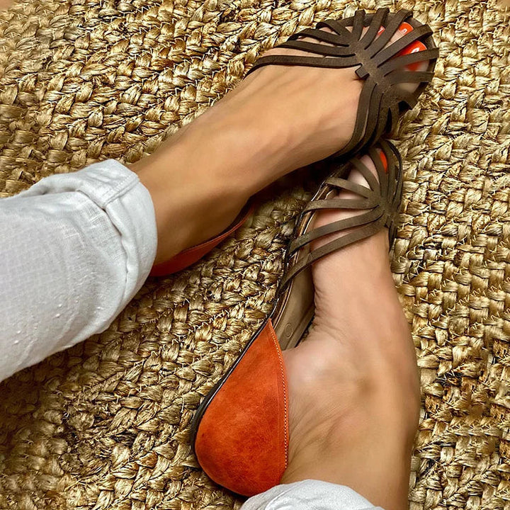 GIADA | CUT-OUT SANDALS WITH TWO-TONE DETAIL