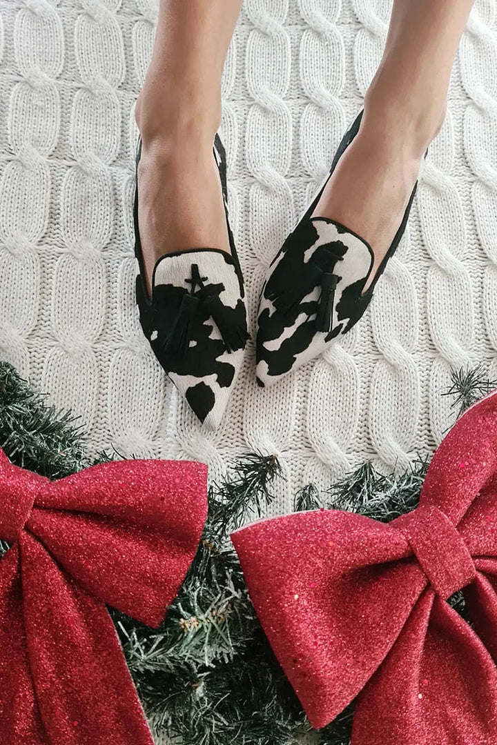 VALERIA | POINTED TOE LOAFERS WITH TASSELS