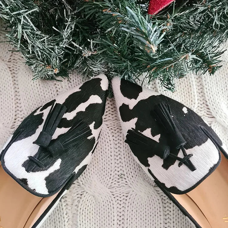 VALERIA | POINTED TOE LOAFERS WITH TASSELS