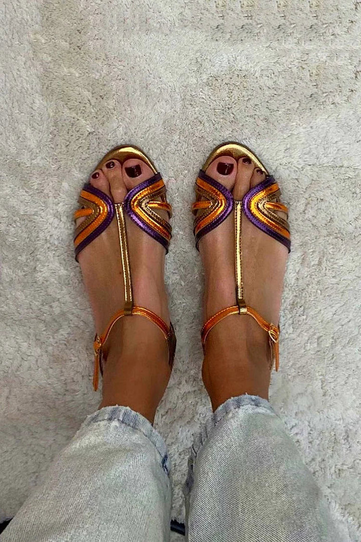 NERINA | LOW MULTI-STRAP SANDAL WITH METALLIC DETAILS