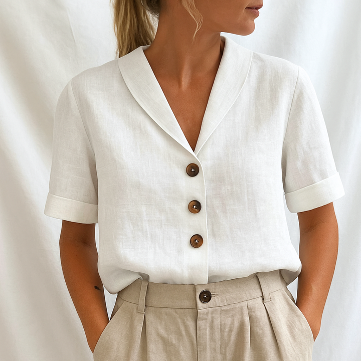 Saara™ | Timeless and elegant blouse for everyday and summer moments
