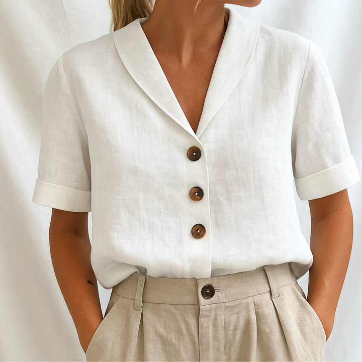 Saara™ | Timeless and elegant blouse for everyday and summer moments