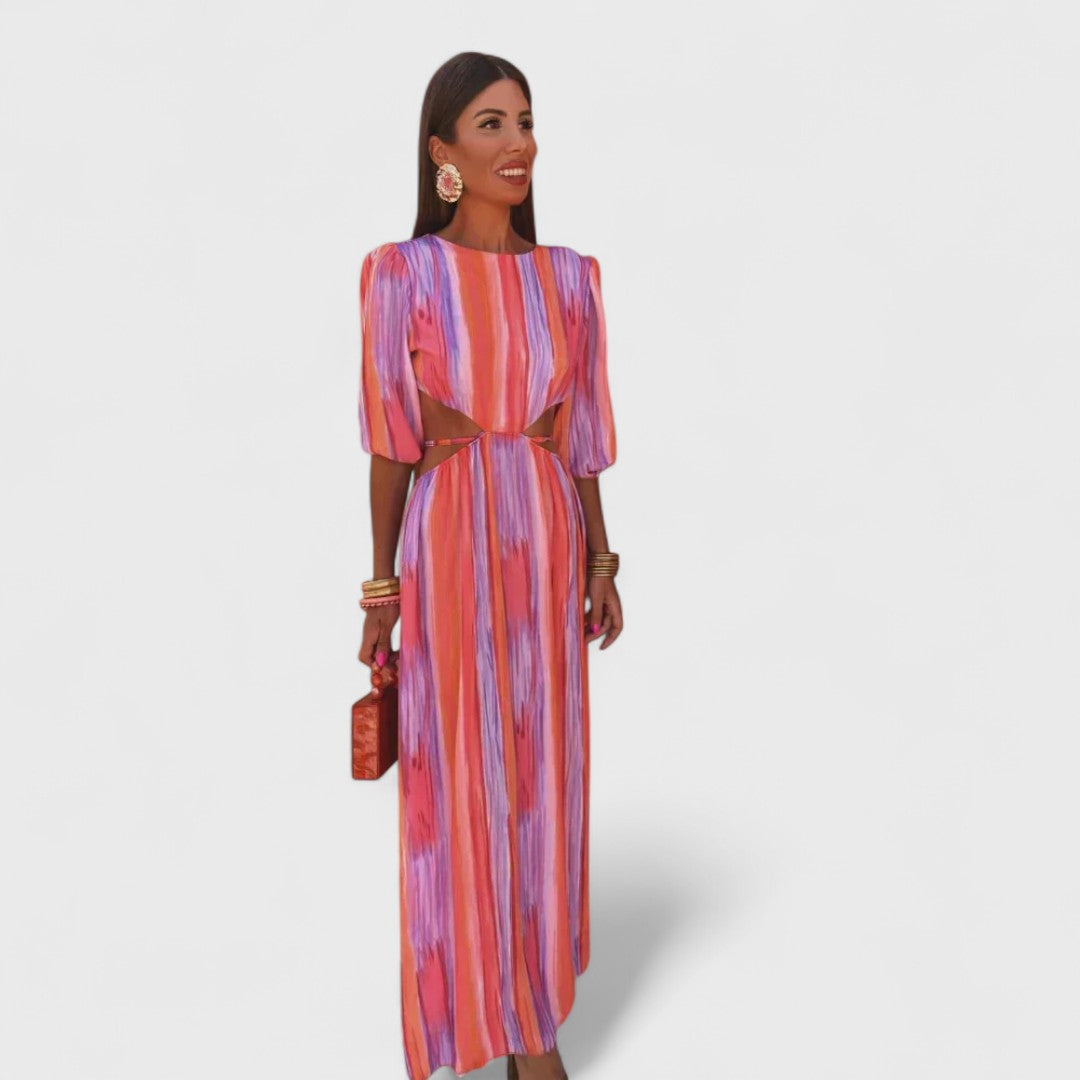 Amaya - Elegant cloth with cuts