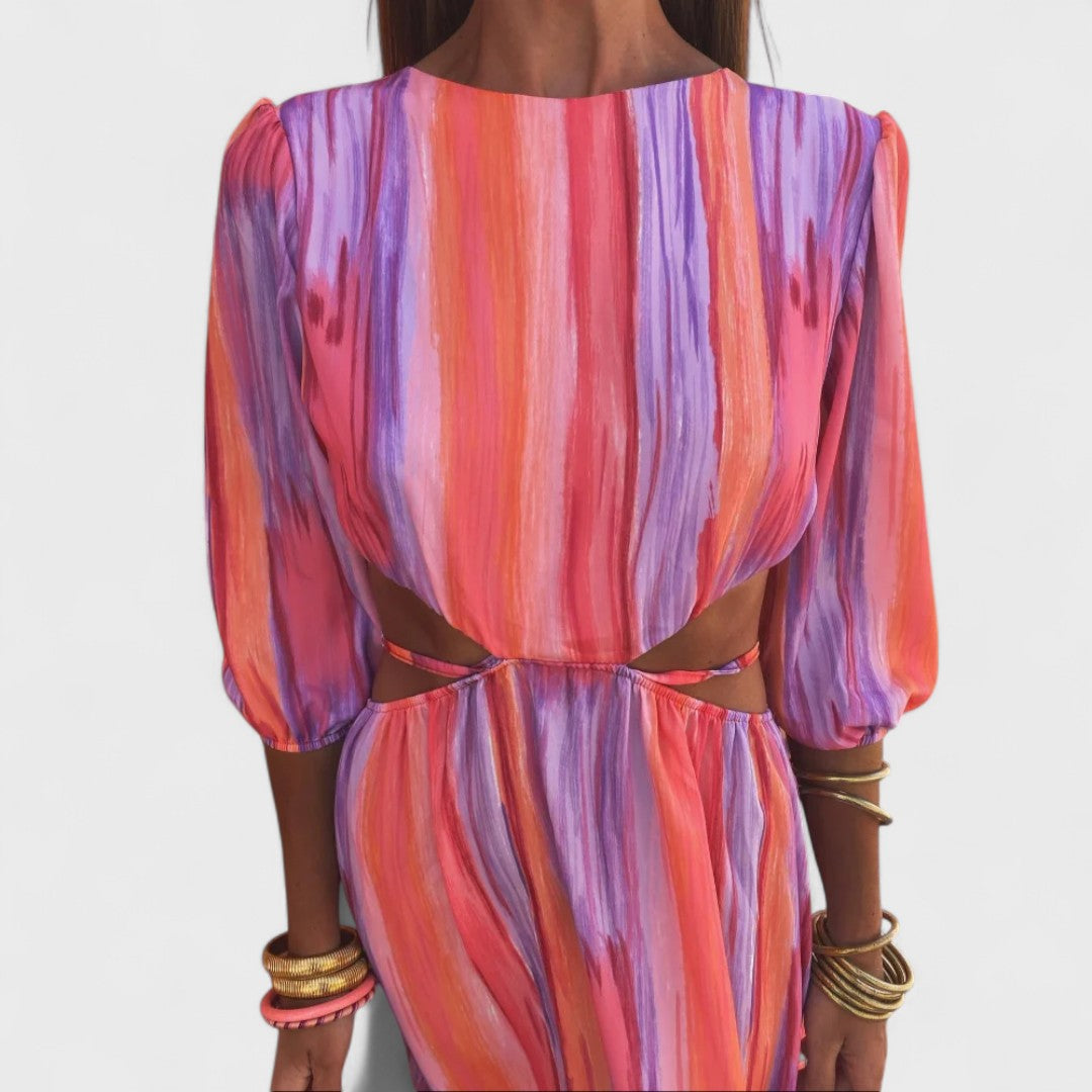 Amaya - Elegant cloth with cuts