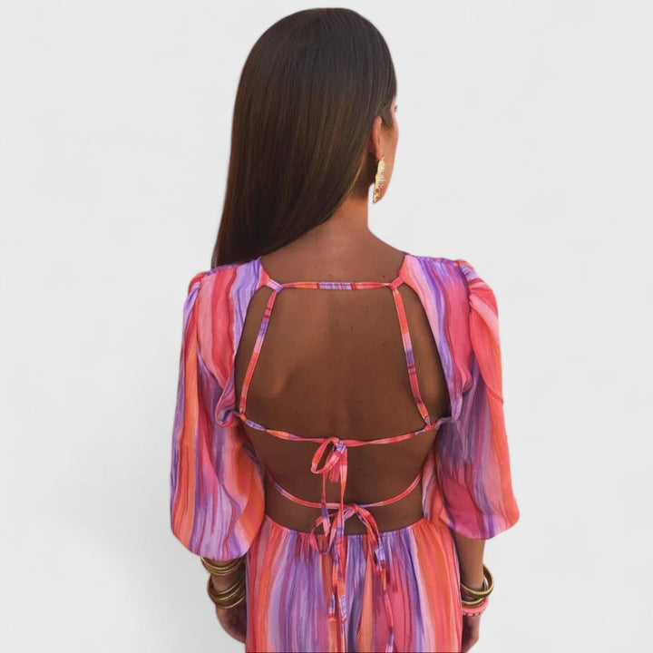 Amaya - Elegant cloth with cuts