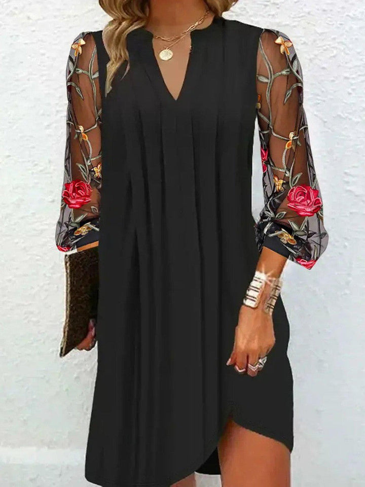Shiloh – Elegant Dress with Embroidered Sleeves