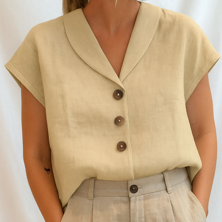 Saara™ | Timeless and elegant blouse for everyday and summer moments