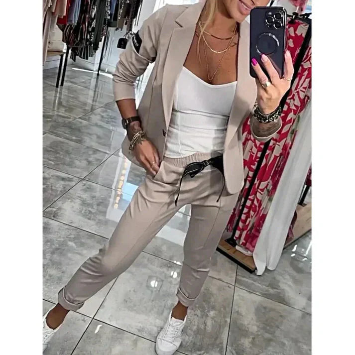 Bianca - Tailored Set with a soft Blazer and Casual Joggers