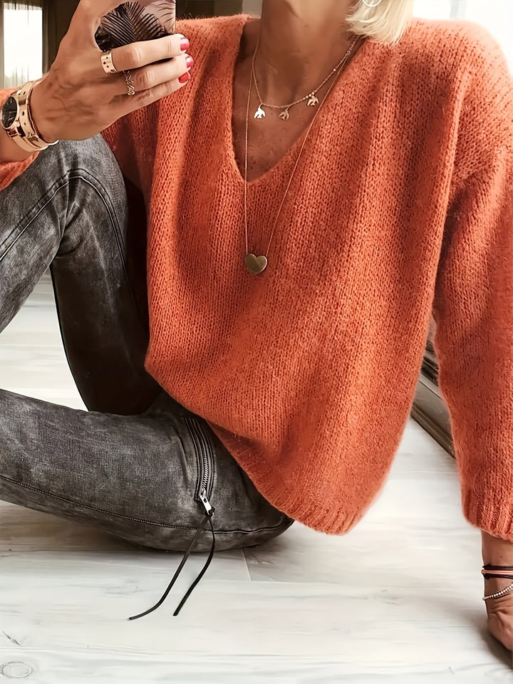 Clara - Elegant Sweater