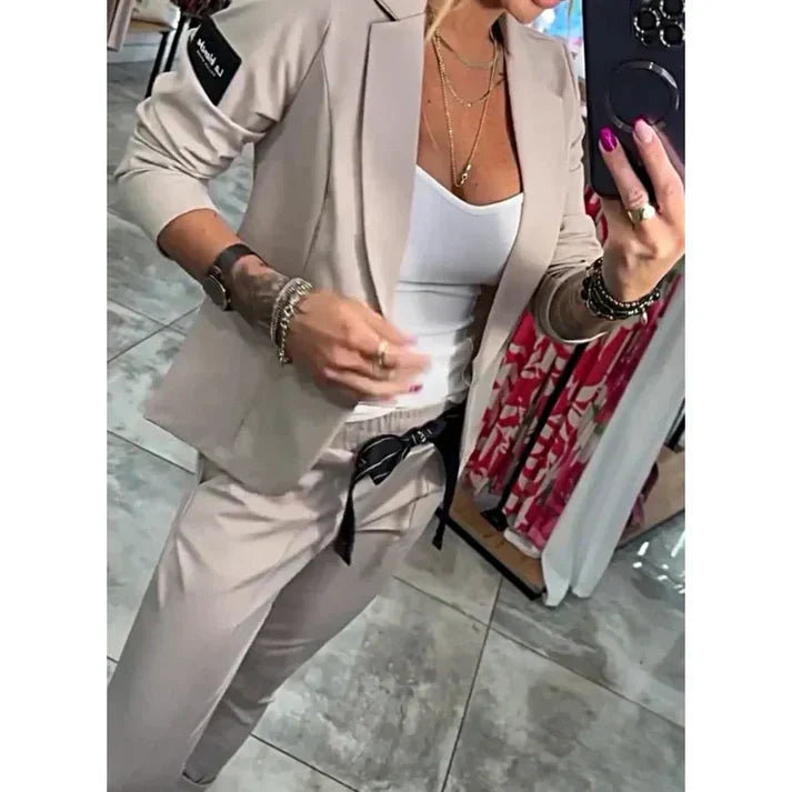 Bianca - Tailored Set with a soft Blazer and Casual Joggers