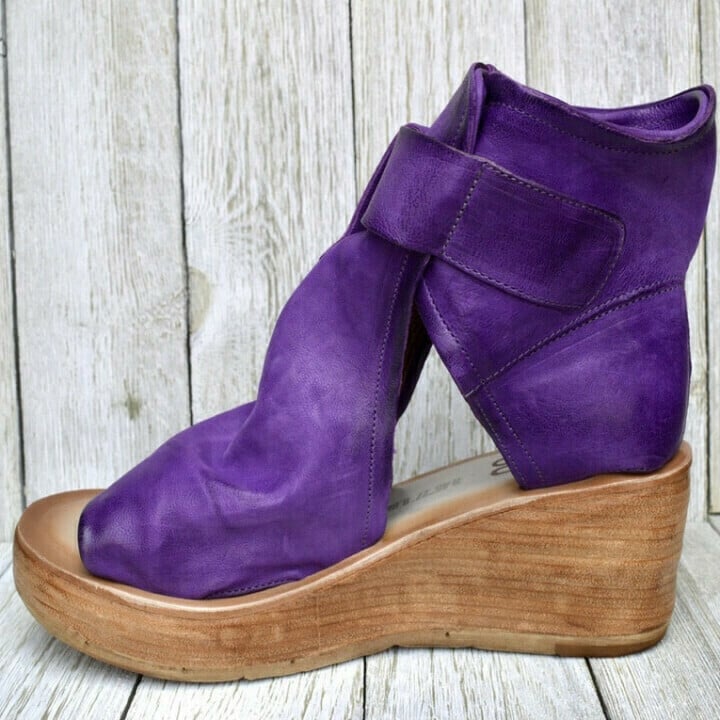 Kayla - Anchor Sandals with Buckle in Boho Style