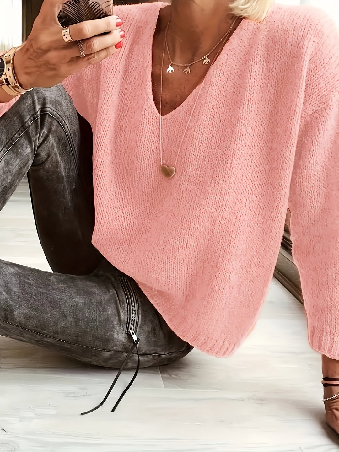 Clara - Elegant Sweater