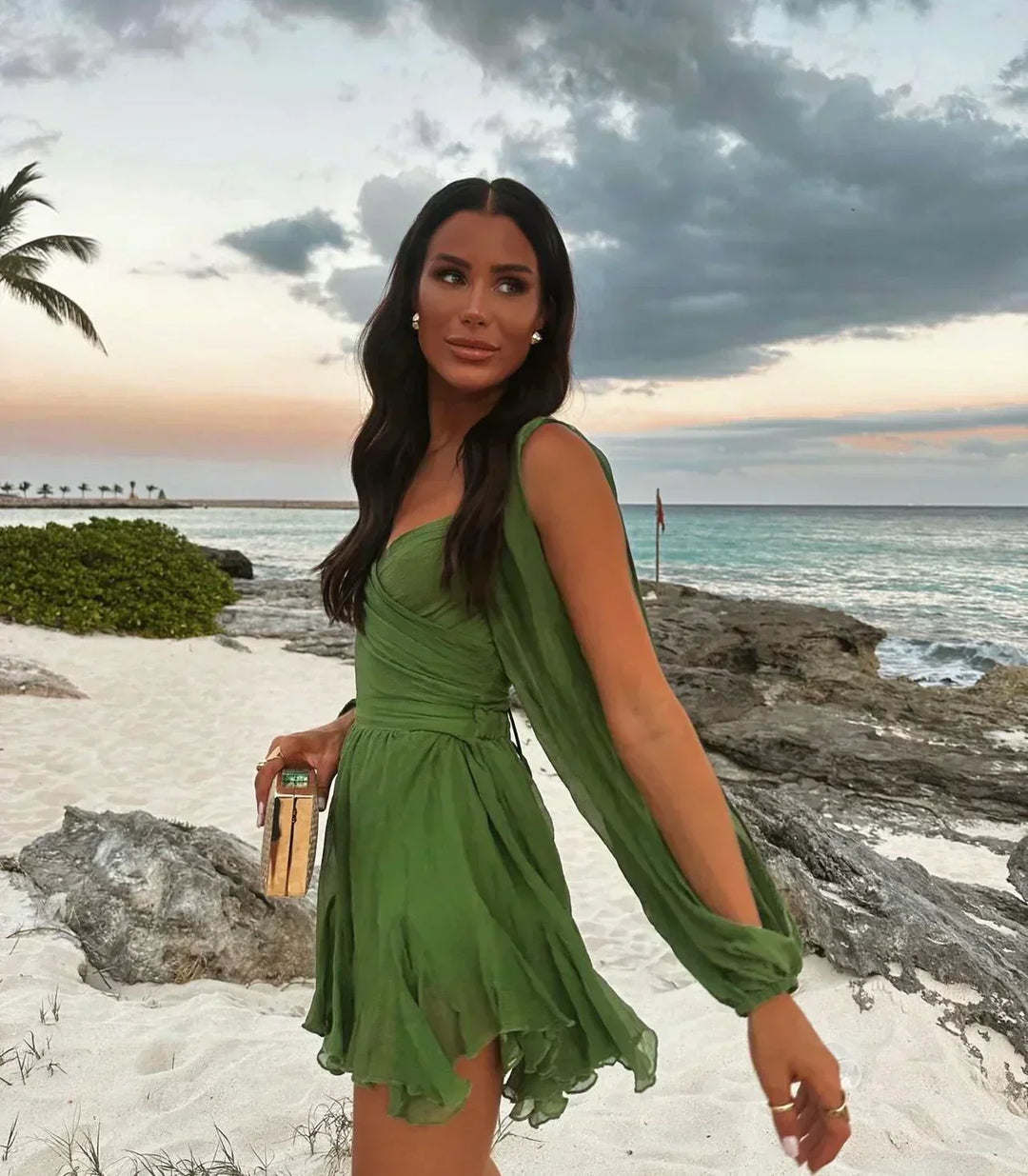 Angelina - Playful Mini Dress with Balloon Sleeves