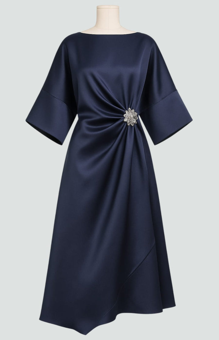 Gracie – Elegant long satin dress
