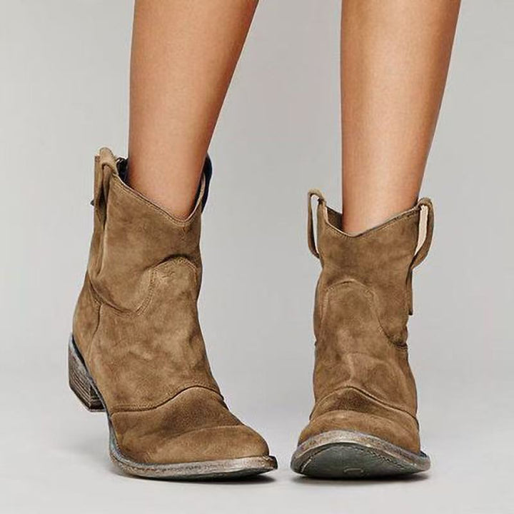 Vanessa - Suede ankle boots