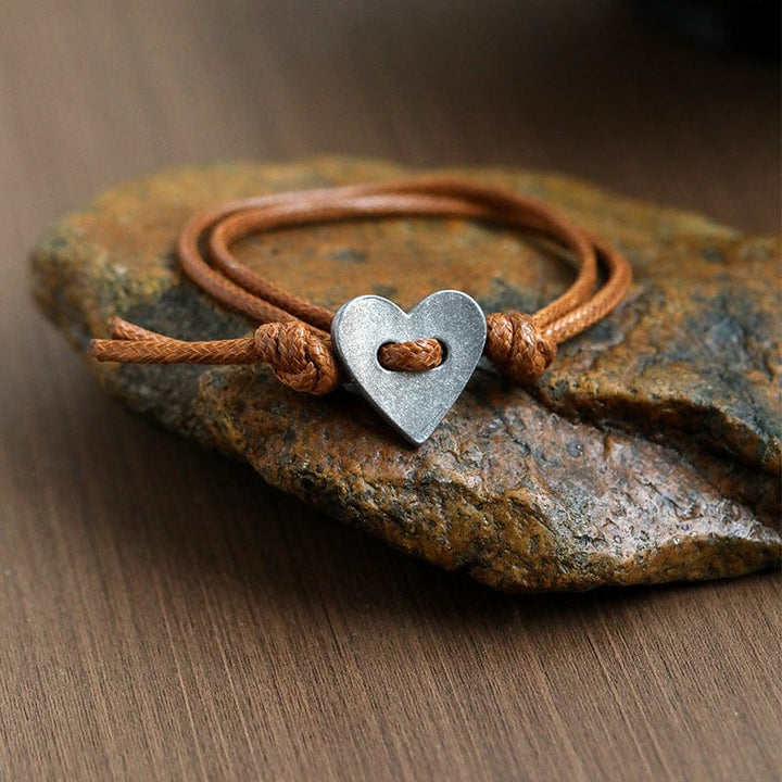 Aubrey – Bracelet symbol of love