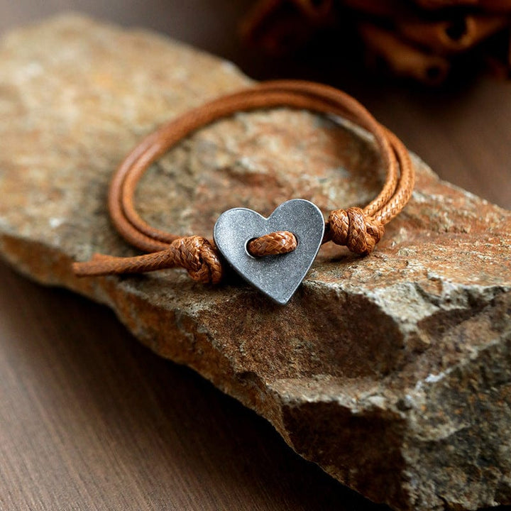 Aubrey – Bracelet symbol of love