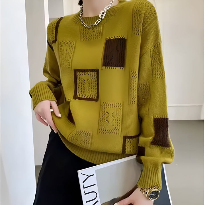 Laura - Flattering Timeless Sweater