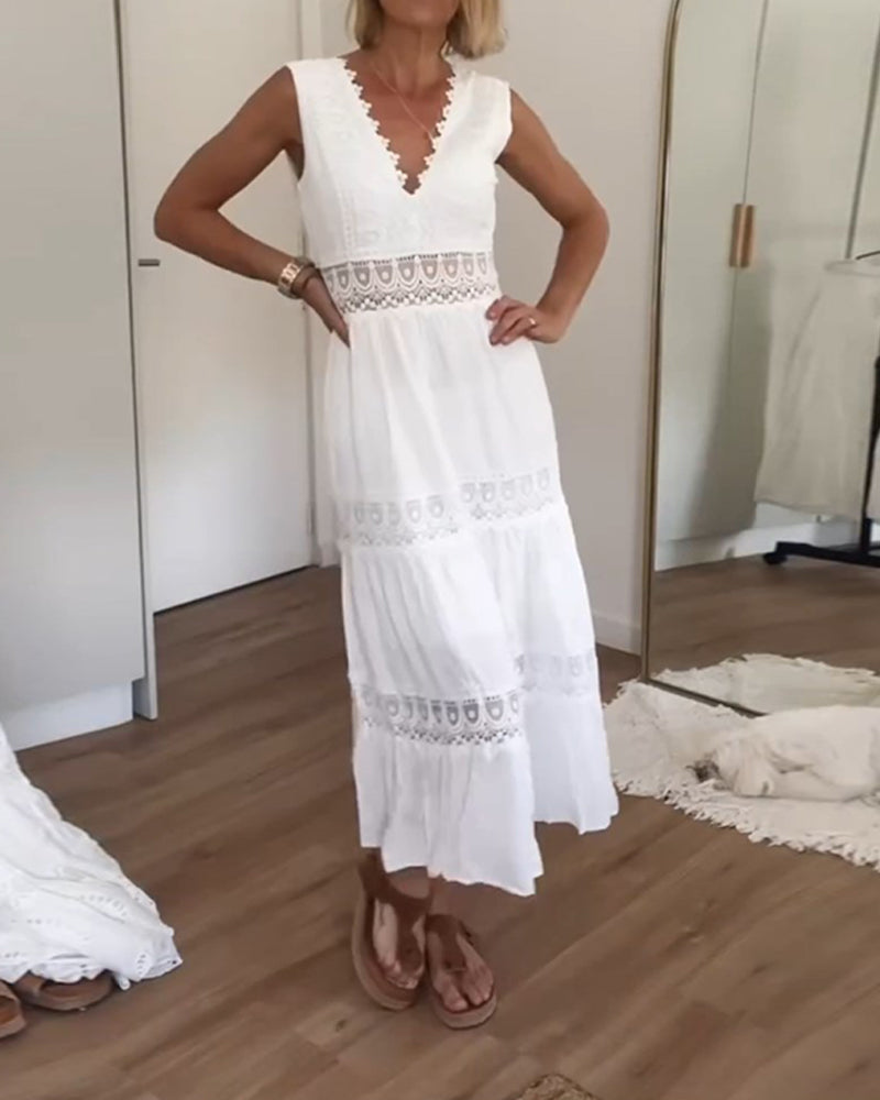 Lilith - Elegant dress with lace