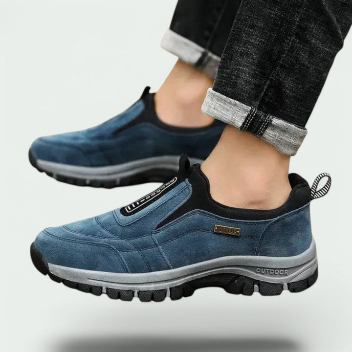 Roman – Orthopedic trekking shoes for active men